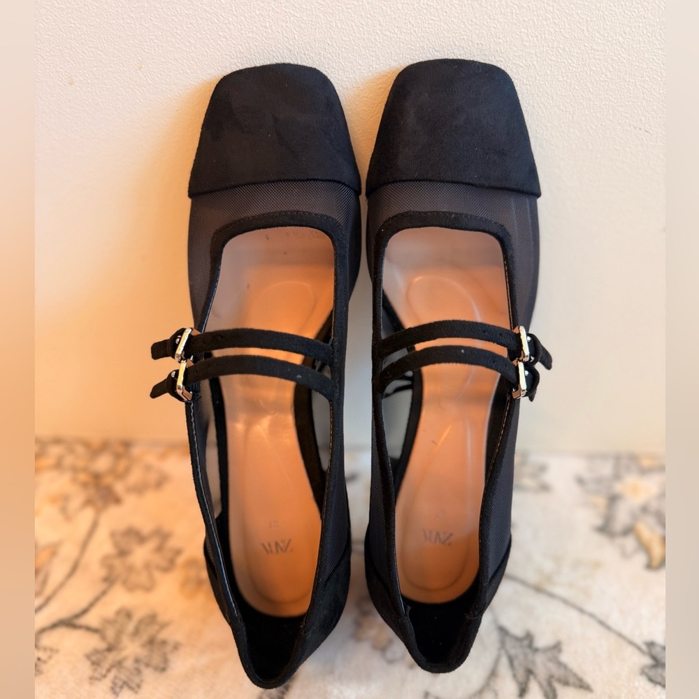 Elegant Black Women's Shoes
